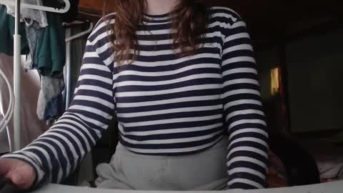 Ekye online show from October 8, 2025, 2:42 am