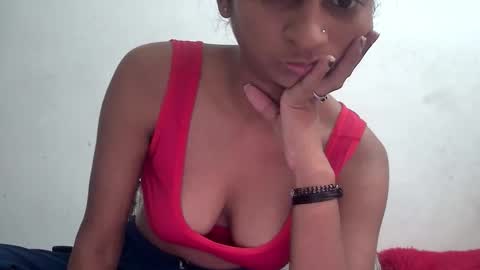 Suzan Sexy online show from November 28, 2025, 2:58 am