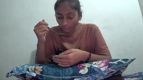 Suzan Sexy online show from December 19, 2025, 5:31 pm