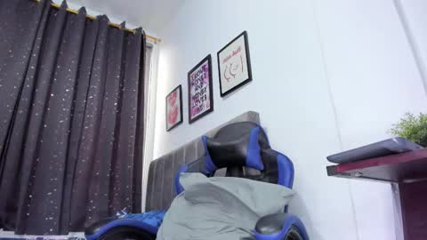 the_skinnyguys online show from November 4, 2025, 9:36 pm