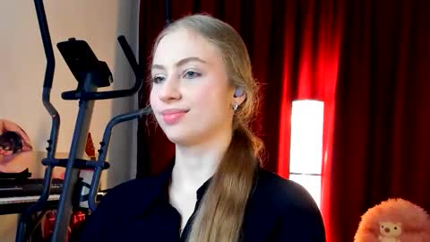 Ally    STREAMING ON TWITCH NOW Check my Twitter for updates online show from September 26, 2025, 11:42 pm