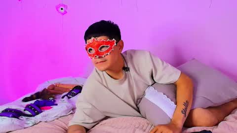 The toxic duo online show from December 17, 2025, 11:44 pm