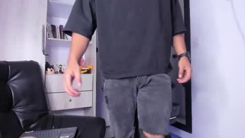 Danny online show from November 9, 2025, 10:52 pm