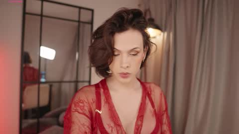 Thea online show from December 14, 2025, 12:27 am