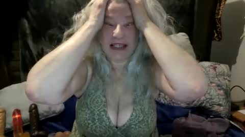 The Arctic Milf online show from April 25, 2026, 1:14 pm