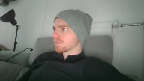 Snapshot of thebatguuy chatting on December 15, 2024, 1:22 pm thebatguuy online show from December 15, 2024, 1:22 pm