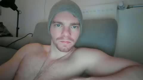 Snapshot of thebatguuy chatting on December 15, 2024, 4:26 pm thebatguuy online show from December 15, 2024, 4:26 pm