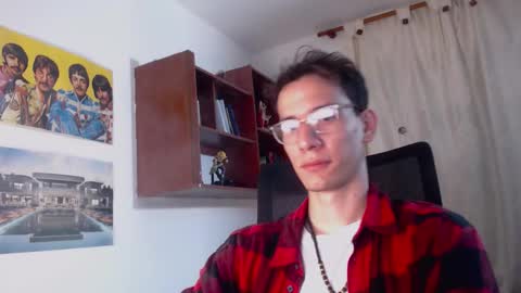 Axel online show from November 9, 2025, 6:33 am