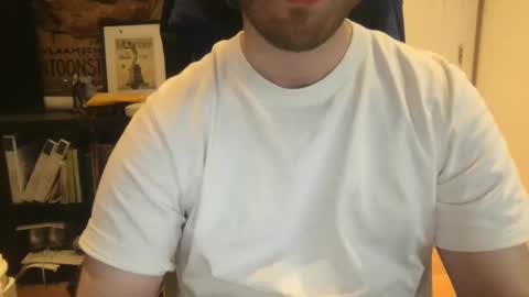 Snapshot of thebigbelgstud09 chatting on December 14, 2024, 11:39 am Chris online show from December 14, 2024, 11:39 am