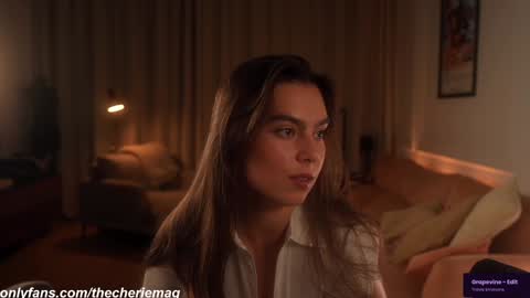 Cherie   online show from November 21, 2025, 8:40 pm