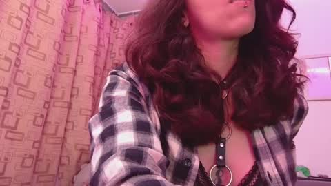 Snapshot of thecherry_paulette chatting on January 30, 2025, 5:30 am Paulette online show from January 30, 2025, 5:30 am