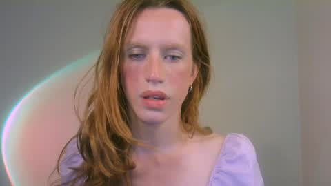 Yolanda online show from December 1, 2024, 4:29 pm