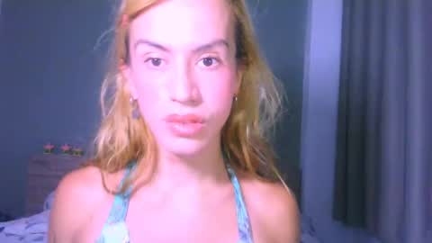 Snapshot of thedollxxxperience chatting on May 11, 2026, 4:07 am Yolanda online show from May 11, 2026, 4:07 am