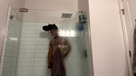 king capo thee online show from December 30, 2024, 5:26 am