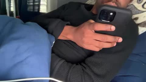 theeshooterr online show from December 24, 2024, 4:19 pm