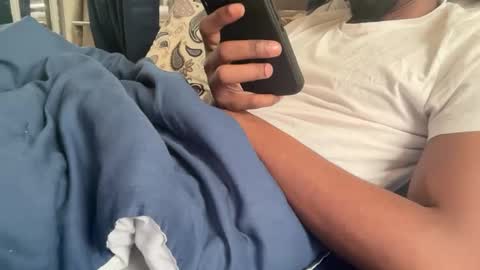 theeshooterr online show from January 13, 2025, 1:28 pm