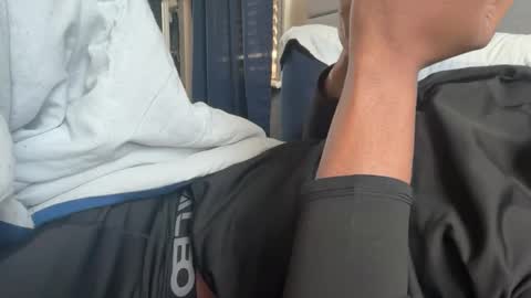 theeshooterr online show from January 17, 2025, 4:04 pm