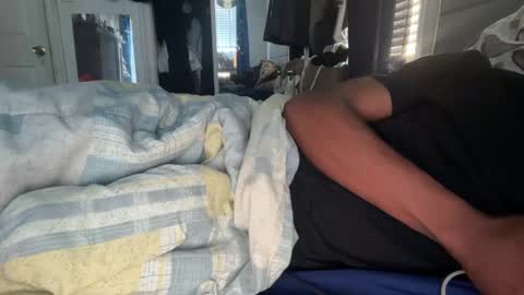 theeshooterr online show from October 1, 2025, 5:08 pm