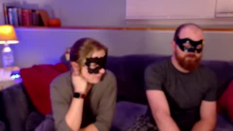 TheFeralFamily online show from November 7, 2025, 4:34 am