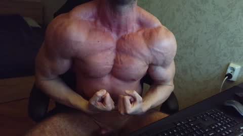 Snapshot of thefitgiant chatting on January 31, 2025, 6:03 pm Vince online show from January 31, 2025, 6:03 pm