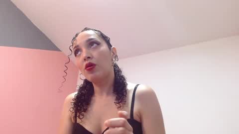 Snapshot of thefockers69 chatting on February 2, 2025, 4:05 am Eros y Psique online show from February 2, 2025, 4:05 am