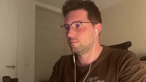 thefrenchie_1 online show from March 19, 2026, 6:45 pm