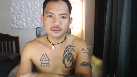 Snapshot of thefriskyasian chatting on December 15, 2024, 1:32 pm Jaycee online show from December 15, 2024, 1:32 pm