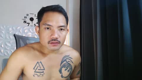 Snapshot of thefriskyasian chatting on December 18, 2024, 8:36 pm Jaycee online show from December 18, 2024, 8:36 pm