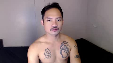 Snapshot of thefriskyasian chatting on December 25, 2024, 6:52 pm Jaycee online show from December 25, 2024, 6:52 pm