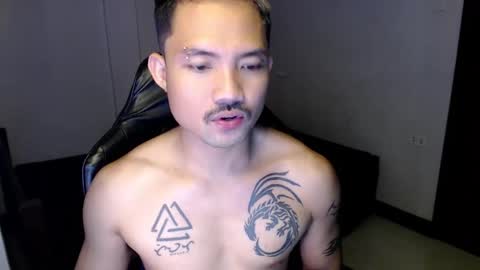 Snapshot of thefriskyasian chatting on January 13, 2025, 11:49 pm Jaycee online show from January 13, 2025, 11:49 pm