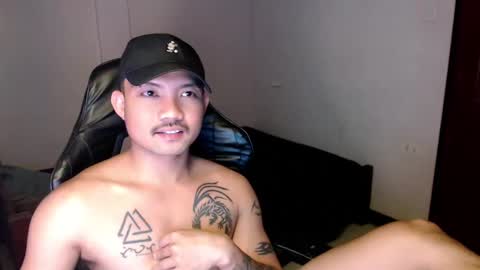 Snapshot of thefriskyasian chatting on January 14, 2025, 5:30 am Jaycee online show from January 14, 2025, 5:30 am