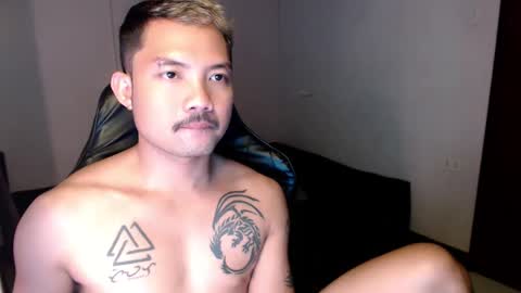Snapshot of thefriskyasian chatting on January 14, 2025, 8:04 pm Jaycee online show from January 14, 2025, 8:04 pm