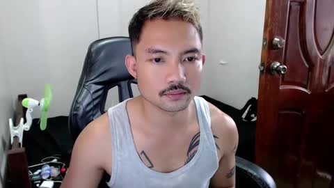Snapshot of thefriskyasian chatting on February 4, 2025, 8:02 am Jaycee online show from February 4, 2025, 8:02 am