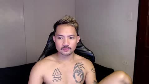 Snapshot of thefriskyasian chatting on February 7, 2025, 4:48 am Jaycee online show from February 7, 2025, 4:48 am