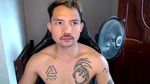 Snapshot of thefriskyasian chatting on February 24, 2025, 12:30 am Jaycee online show from February 24, 2025, 12:30 am