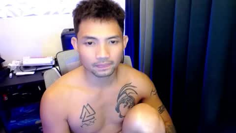 Snapshot of thefriskyasian chatting on September 10, 2025, 6:41 pm Jaycee online show from September 10, 2025, 6:41 pm