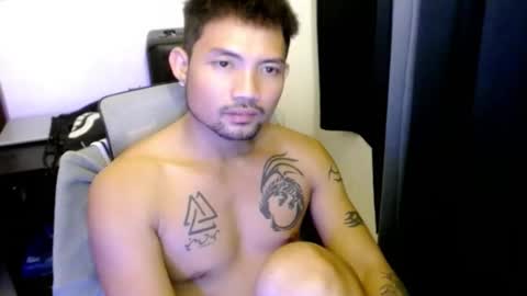 Snapshot of thefriskyasian chatting on September 18, 2025, 3:14 pm Jaycee online show from September 18, 2025, 3:14 pm