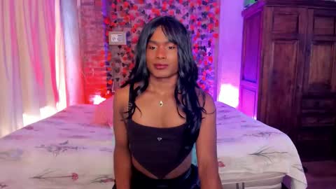 Goldie online show from November 24, 2025, 11:54 am