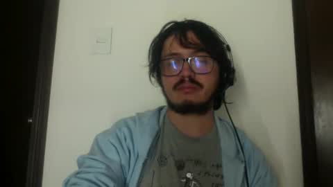 Snapshot of theguitarmistery chatting on March 12, 2026, 5:57 am theguitarmistery online show from March 12, 2026, 5:57 am