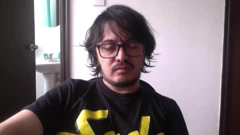 Snapshot of theguitarmistery chatting on March 27, 2026, 5:23 pm theguitarmistery online show from March 27, 2026, 5:23 pm