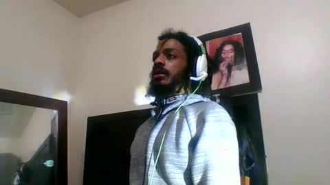 Snapshot of theguyss678 chatting on February 4, 2025, 3:00 am Arching4Life online show from February 4, 2025, 3:00 am