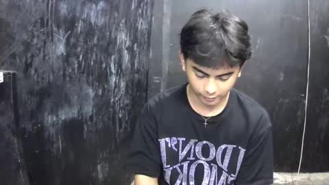 Xerxis online show from February 24, 2025, 2:26 pm