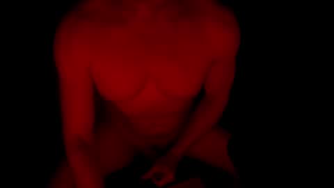 Snapshot of thehungmantis chatting on November 15, 2025, 4:43 am thehungmantis online show from November 15, 2025, 4:43 am