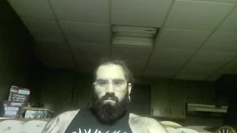 Snapshot of theironbulll chatting on December 3, 2025, 10:30 pm Iron online show from December 3, 2025, 10:30 pm