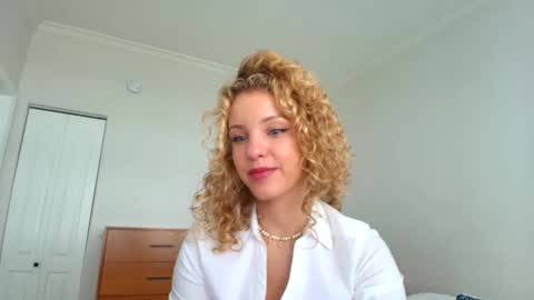 Lily Marie online show from February 20, 2025, 7:08 pm