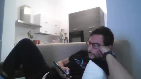 Snapshot of theitalianx95x chatting on November 16, 2025, 2:22 pm theitalianx95x online show from November 16, 2025, 2:22 pm