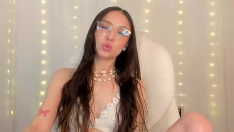 Snapshot of thekatemess_ chatting on June 5, 2026, 5:14 am Katie. Kate is the name I go by. online show from June 5, 2026, 5:14 am