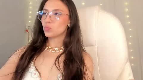Snapshot of thekatemess_ chatting on June 5, 2026, 6:52 am Katie. Kate is the name I go by. online show from June 5, 2026, 6:52 am