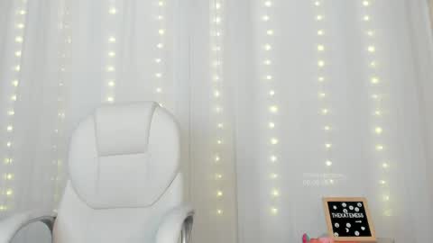 Snapshot of thekatemess_ chatting on June 9, 2026, 5:19 am Katie. Kate is the name I go by. online show from June 9, 2026, 5:19 am