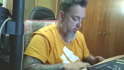 Snapshot of thekier chatting on February 27, 2026, 3:45 pm thekier online show from February 27, 2026, 3:45 pm